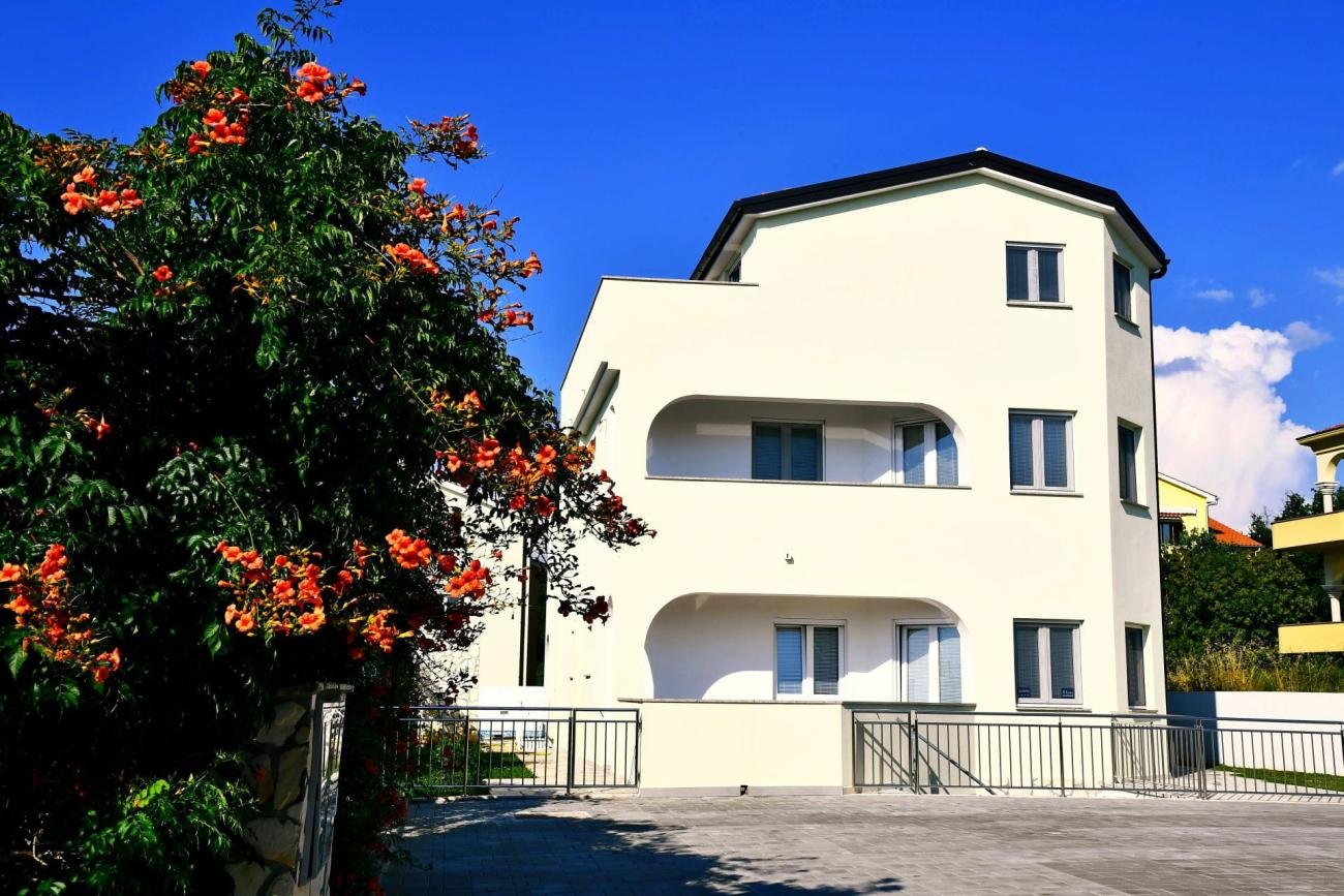 Hotel Na predaj - Primorsko-goranska Malinska-Dubašnica