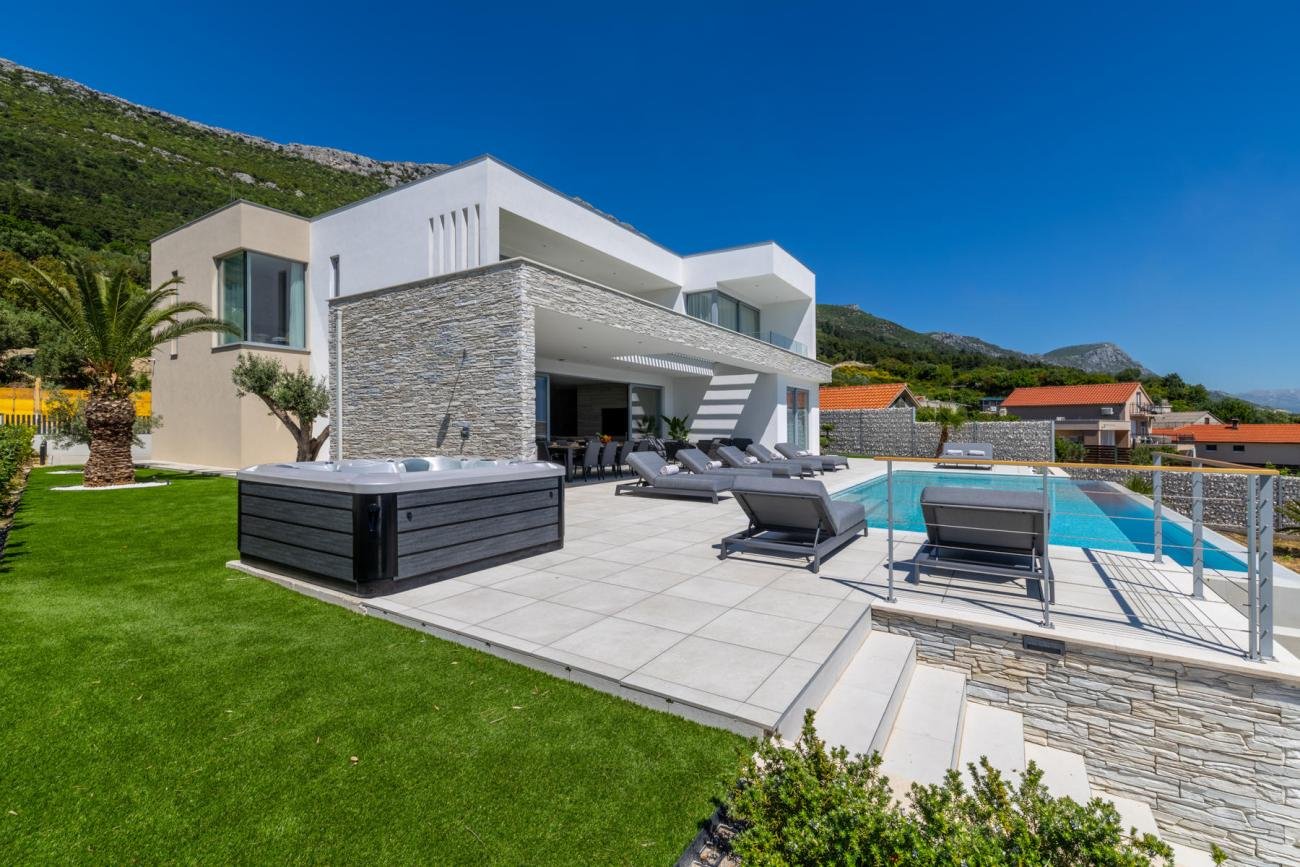 Casa In vendita - Splitsko-dalmatinska Split