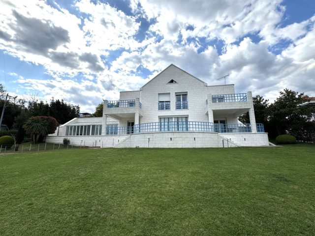 House for sale 700 m² – Ičići