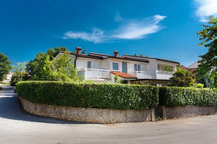 Hotel na predaj 350 m² – Malinska