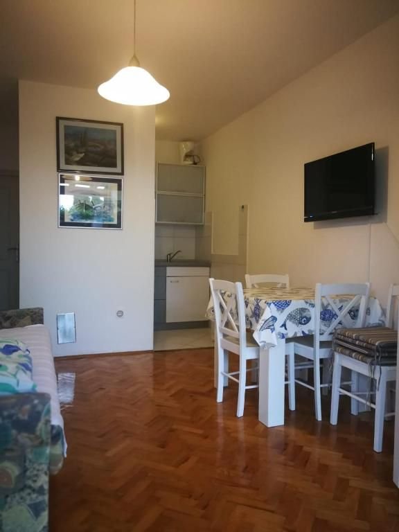 Hotel Na predaj - Primorsko-goranska Malinska-Dubašnica