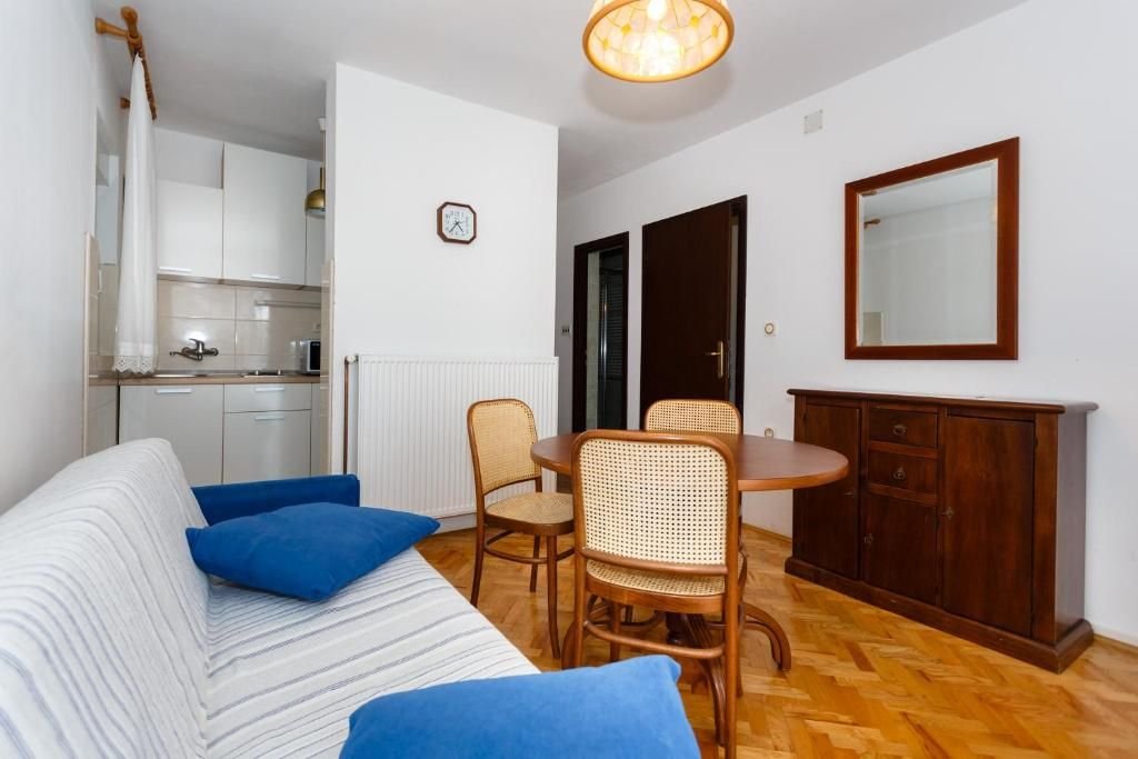 Hotel Na predaj - Primorsko-goranska Malinska-Dubašnica