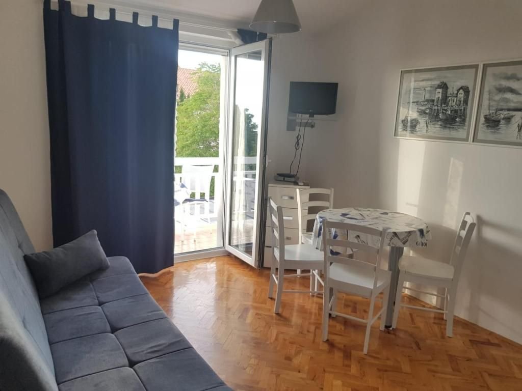 Hotel Na predaj - Primorsko-goranska Malinska-Dubašnica