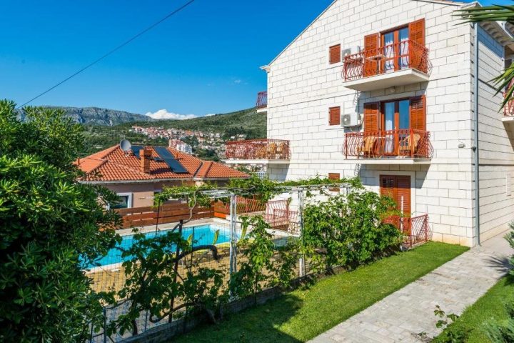 Hotel zu verkaufen 458 m² – Lapad