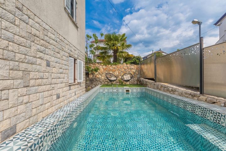 Hotel na predaj 400 m² – Malinska