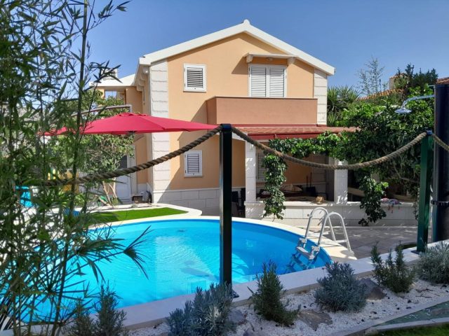 Haus zu verkaufen 131 m² – Čiovo