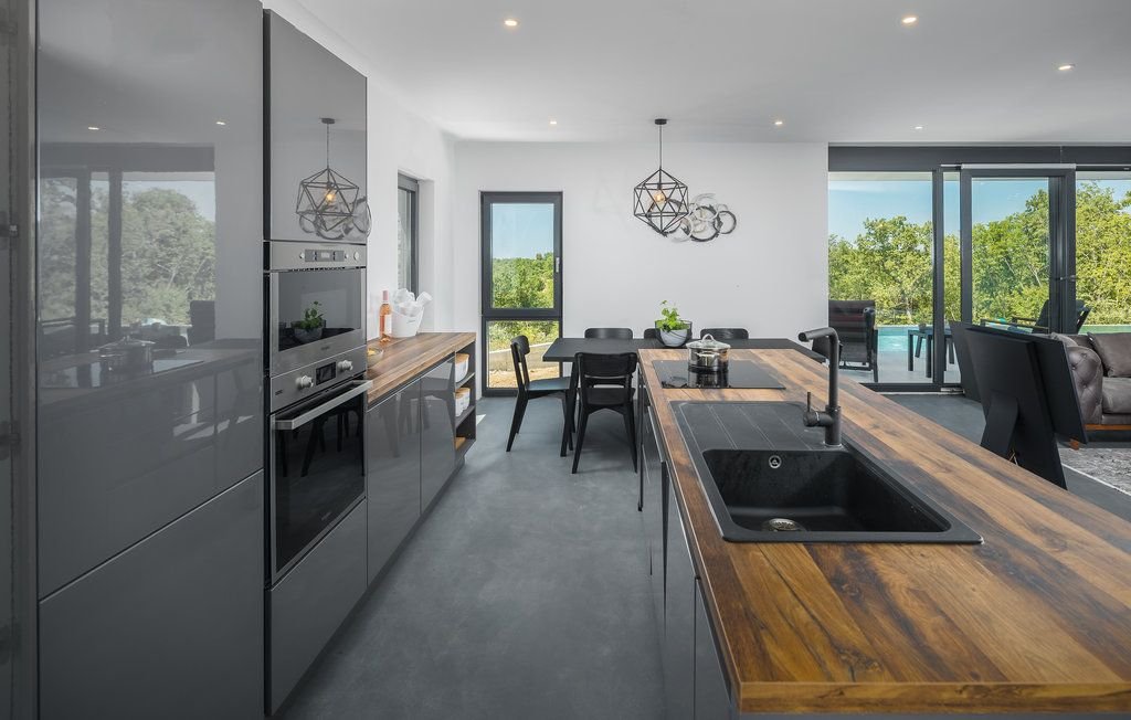Casa In vendita - Istarska Buje