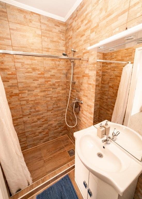 Hotel For sale - Ličko-senjska Novalja