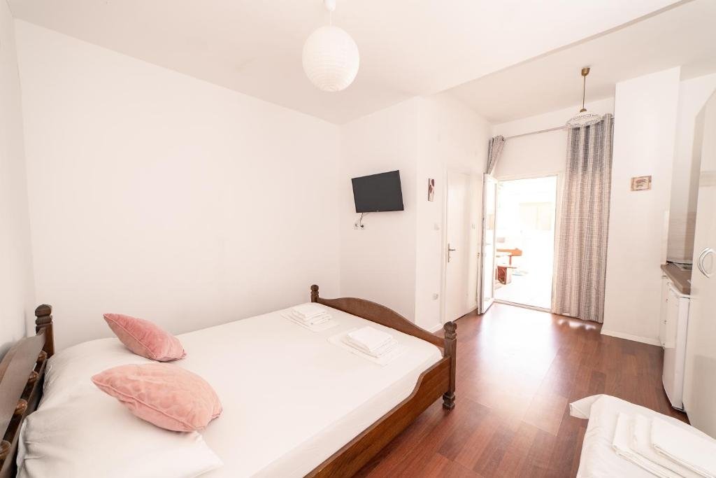 Hotel For sale - Ličko-senjska Novalja