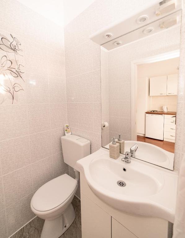 Hotel For sale - Ličko-senjska Novalja