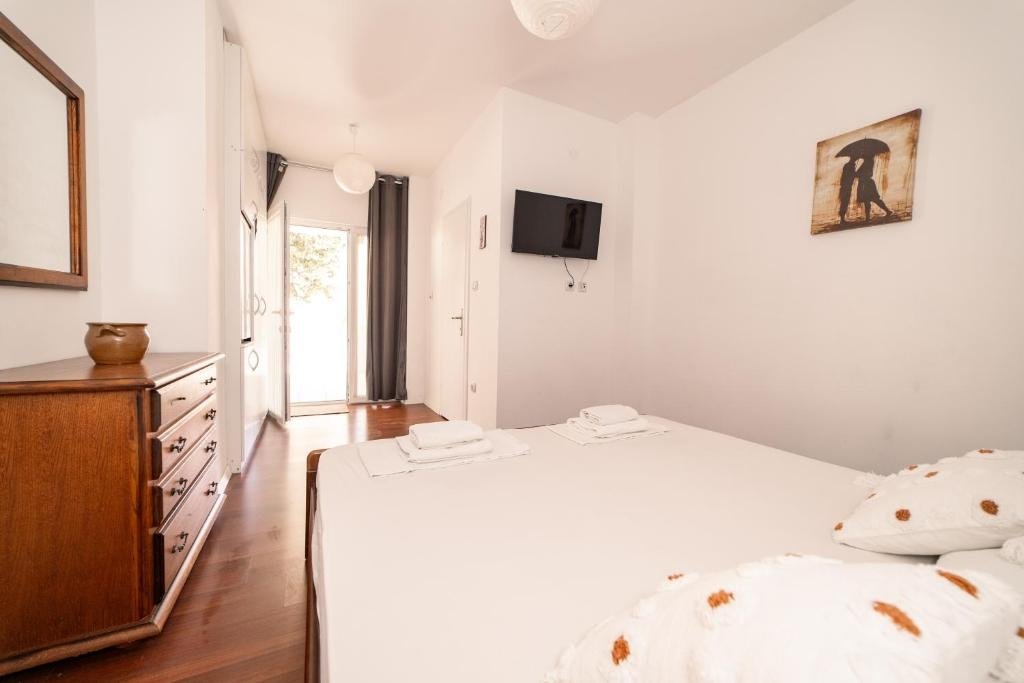 Hotel For sale - Ličko-senjska Novalja