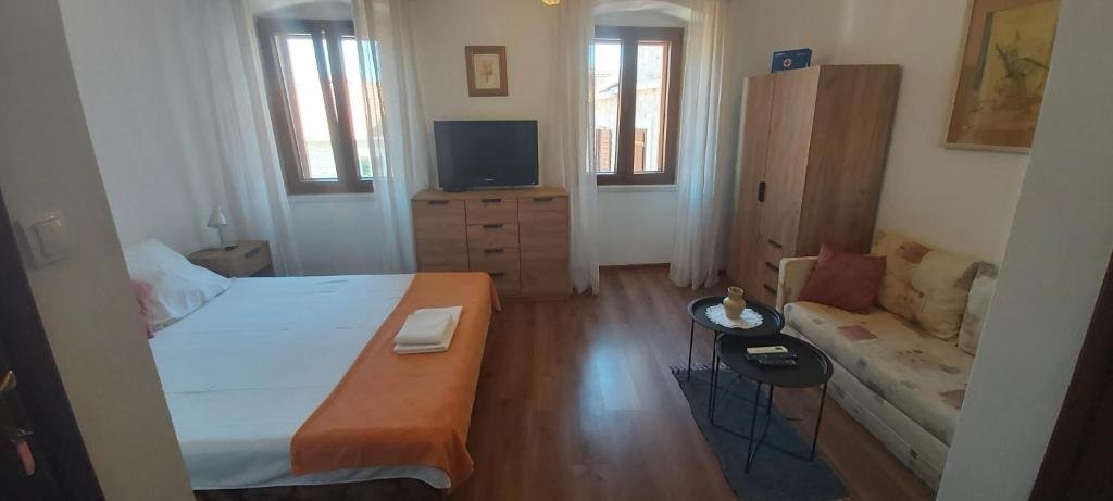 Hotel Naprodaj - Splitsko-dalmatinska Supetar