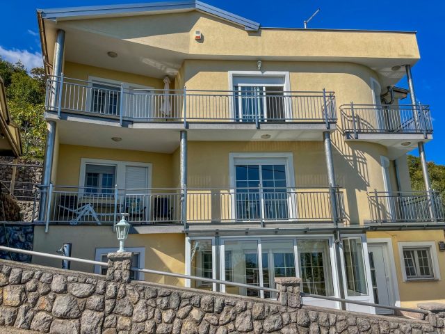 Hotel na prodej 210 m² – Medveja
