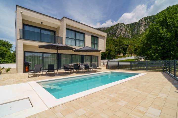 Dům na prodej 170 m² – Bribir