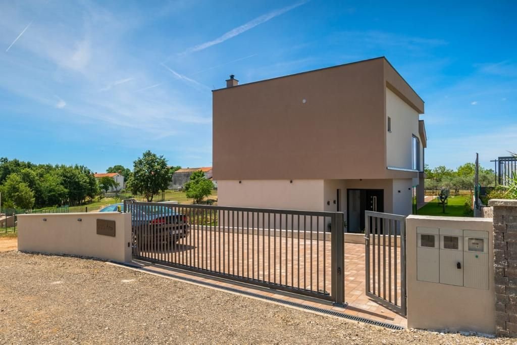 Haus Zu verkaufen - Istarska Svetvinčenat
