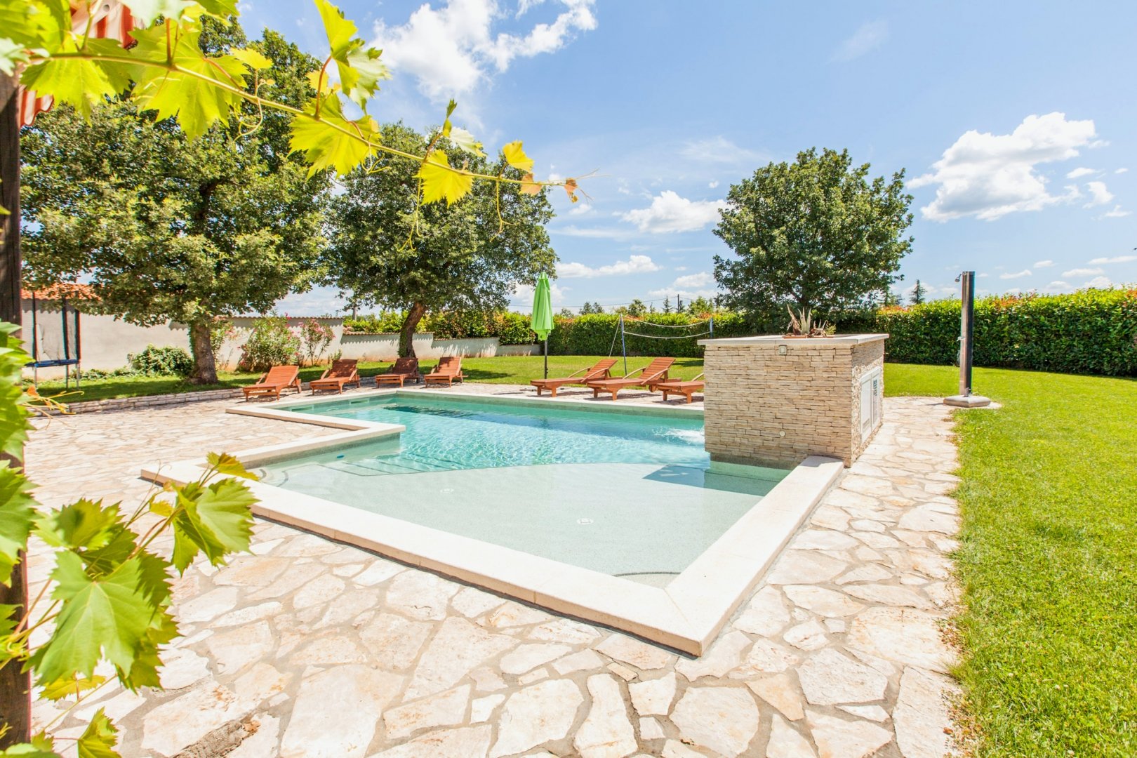 House For sale - Istarska Višnjan