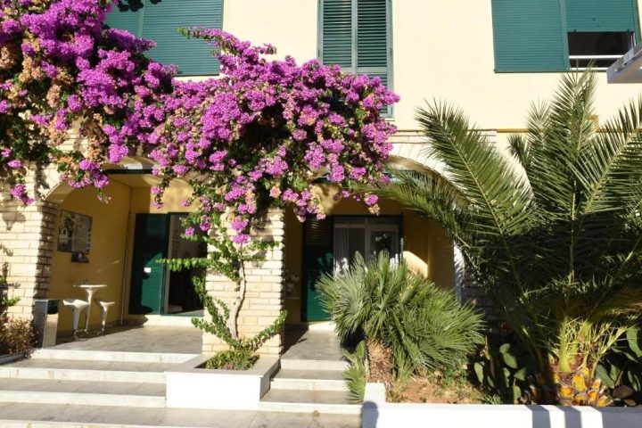 Hotel Na predaj - Ličko-senjska Novalja - foto 3/24