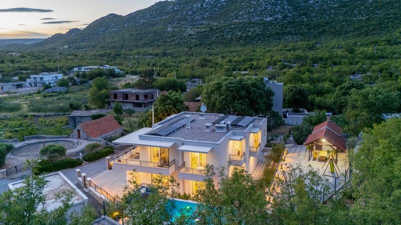 Maison À vendre -  Makarska