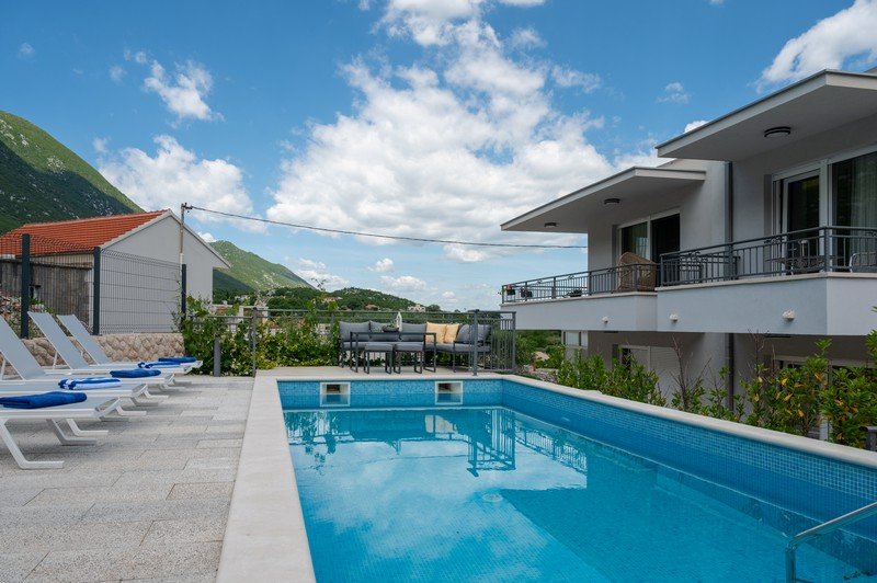 Maison À vendre -  Makarska