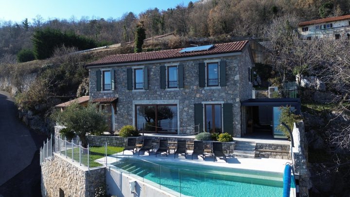 Dom na predaj 250 m² – Poljane