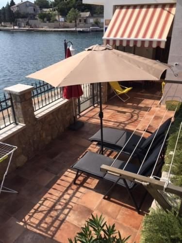 Hotel Na prodaju - Ličko-senjska Karlobag