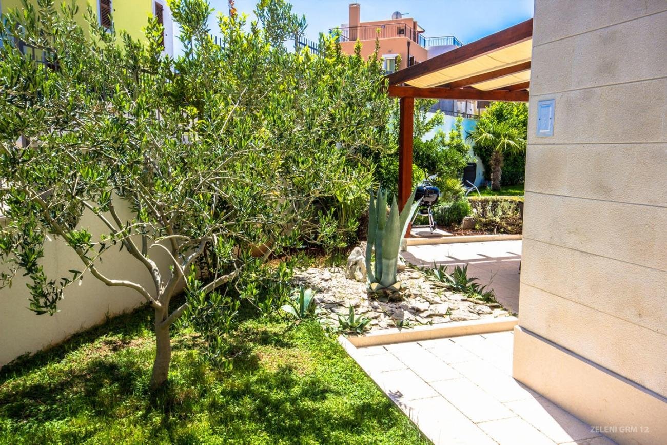 Casa In vendita - Splitsko-dalmatinska Supetar