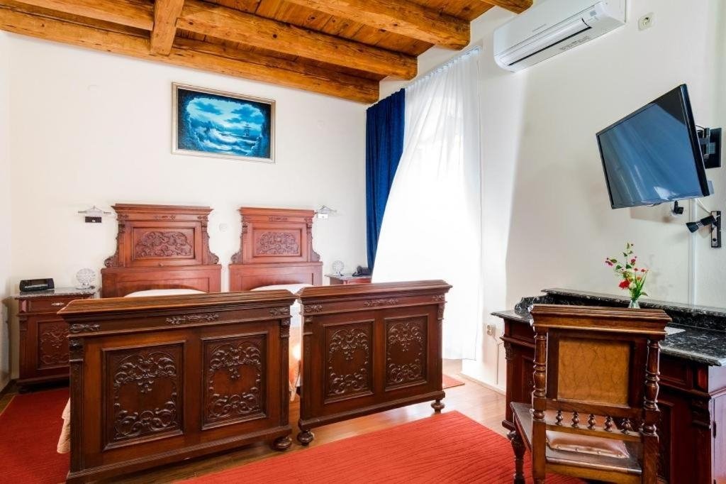 Hotel Zu verkaufen -  Brač