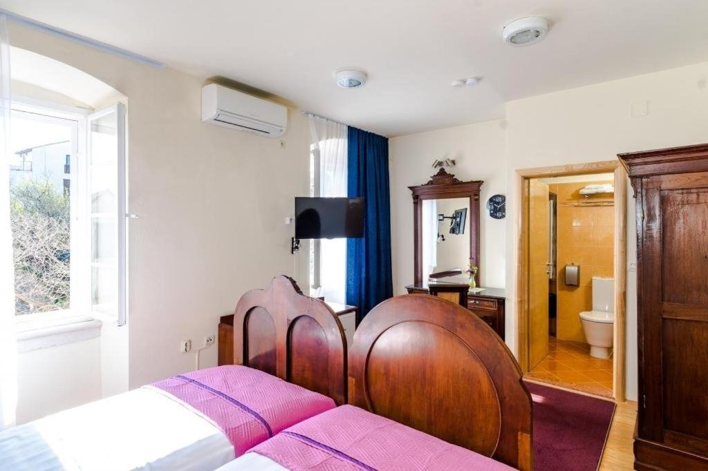 Hotel Zu verkaufen -  Brač