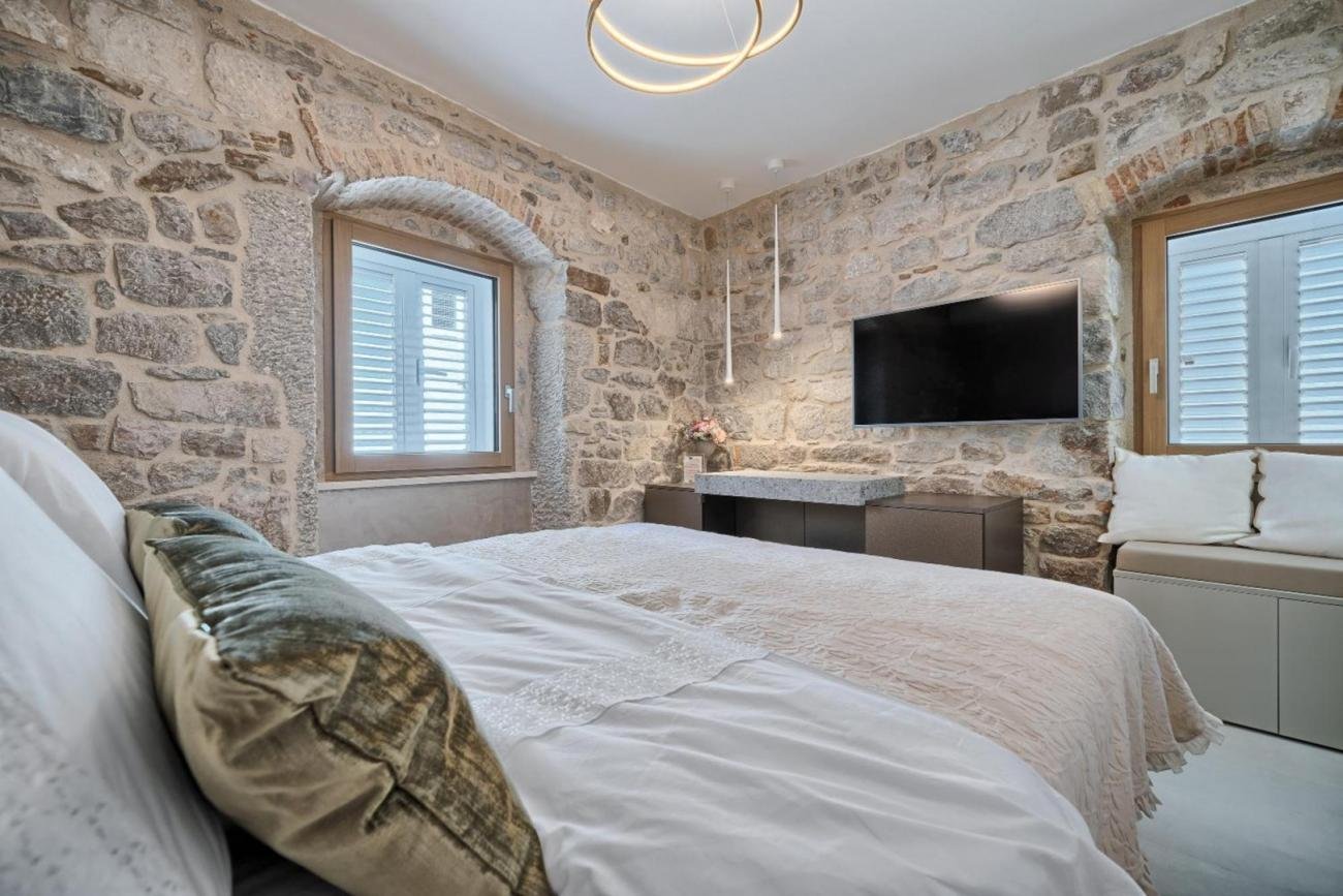 Hotel Na prodaju - Splitsko-dalmatinska Split - foto 1/24