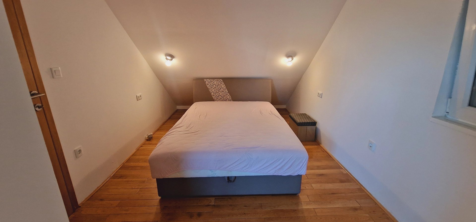 Casa In vendita - Splitsko-dalmatinska Milna