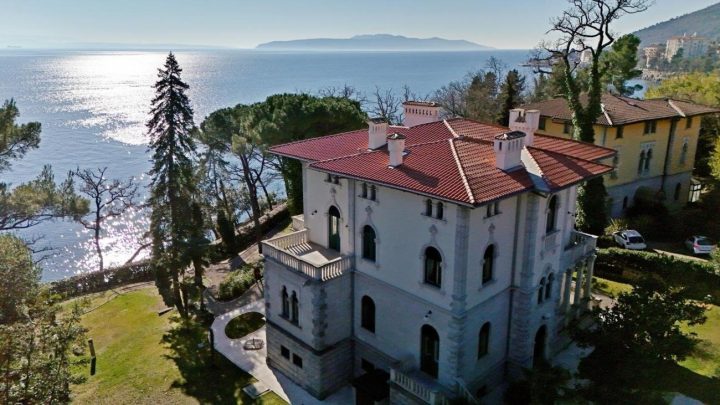 Kuća na prodaju 600 m² – Lovran