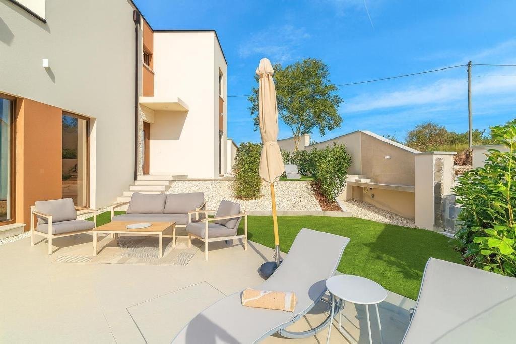 Haus Zu verkaufen - Istarska Svetvinčenat