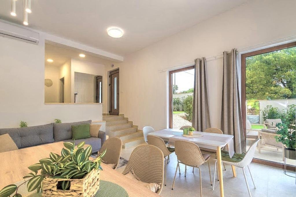 Haus Zu verkaufen - Istarska Svetvinčenat