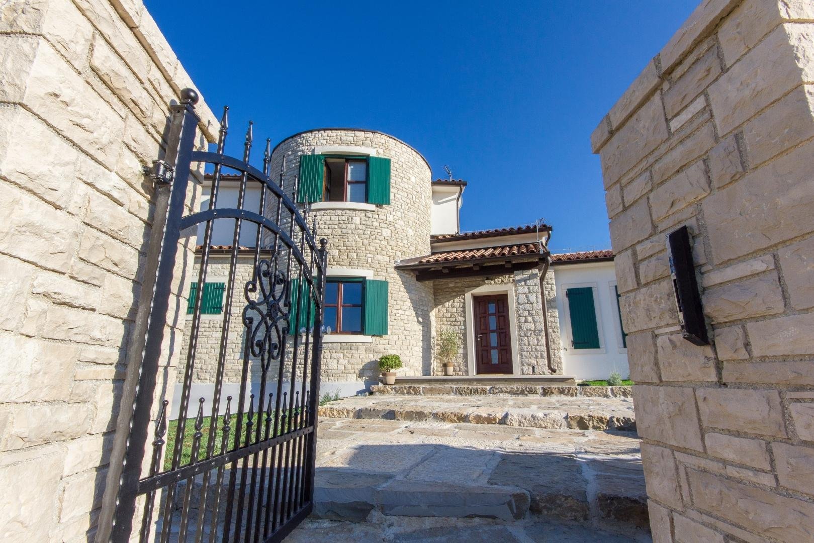 Kuća Na prodaju - Istarska Barban