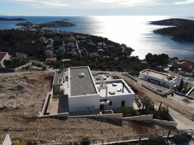 Casa In vendita - Splitsko-dalmatinska Marina - foto 2/10