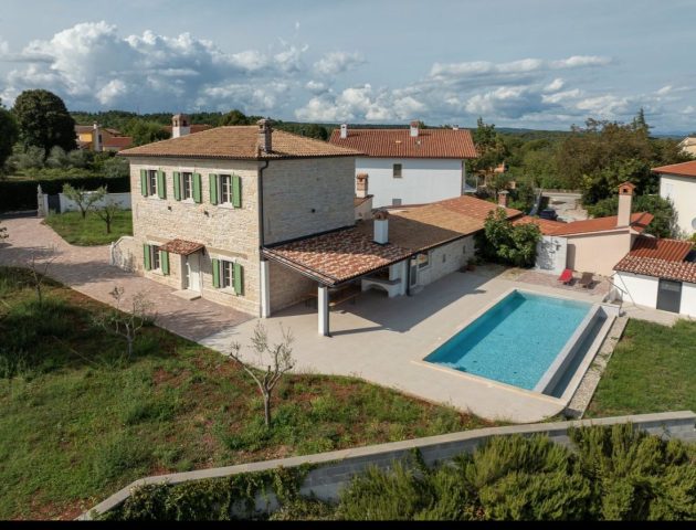 Dům na prodej 230 m² – Barban