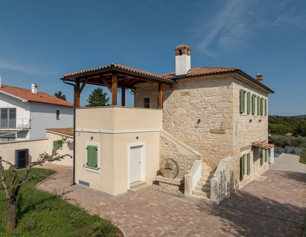 Hiša Na predaj - Istarska Barban