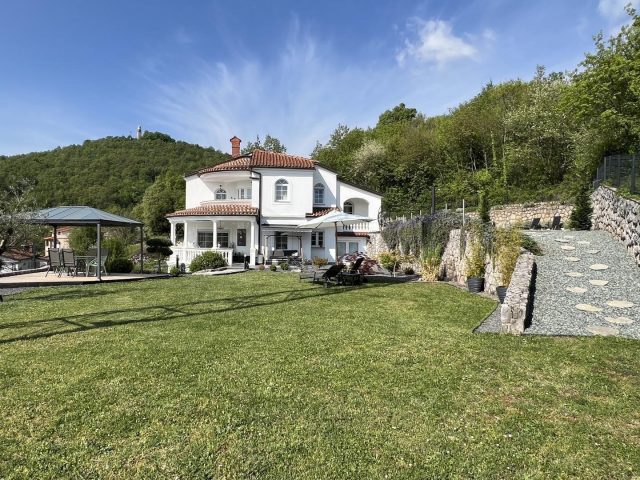 Maison à vendre 255 m² – Veprinac