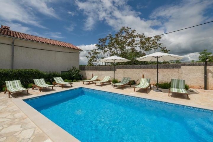 House For sale — Krnica