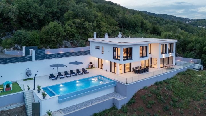 Kuća na prodaju 310 m² – Mihotići