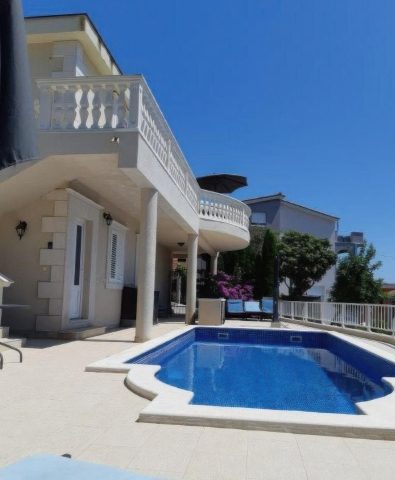 Haus zu verkaufen 165 m² – Čiovo