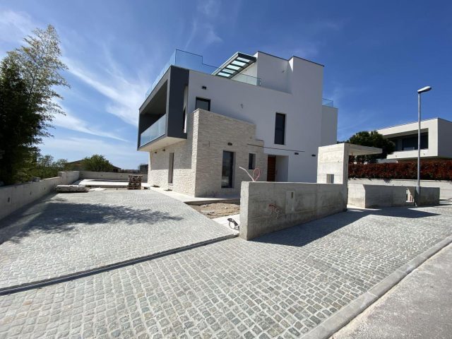 Dům na prodej 394 m² – Rovinj