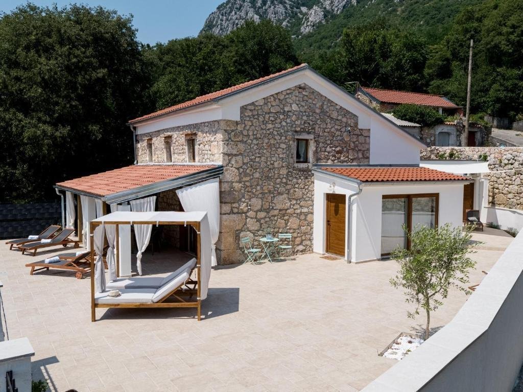 House For sale -  Novi Vinodolski