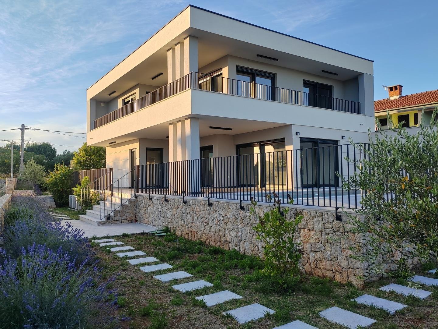 Haus Zu verkaufen - Primorsko-goranska Krk - foto 1/24
