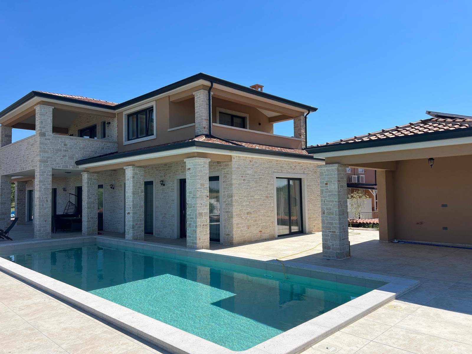 Casa In vendita - Istarska Kaštelir-labinci - foto 1/24