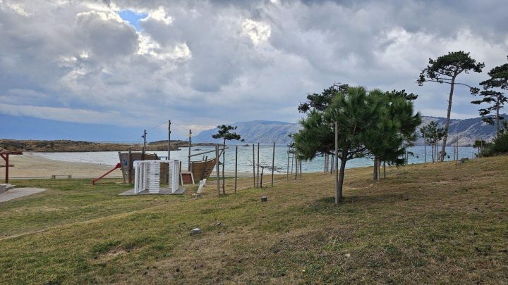 Hotel na prodej 417 m² – Lopar