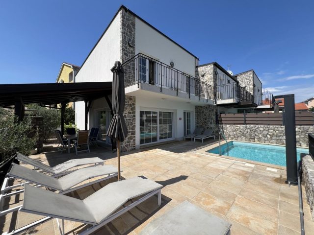 Hotel à vendre 420 m² – Punat