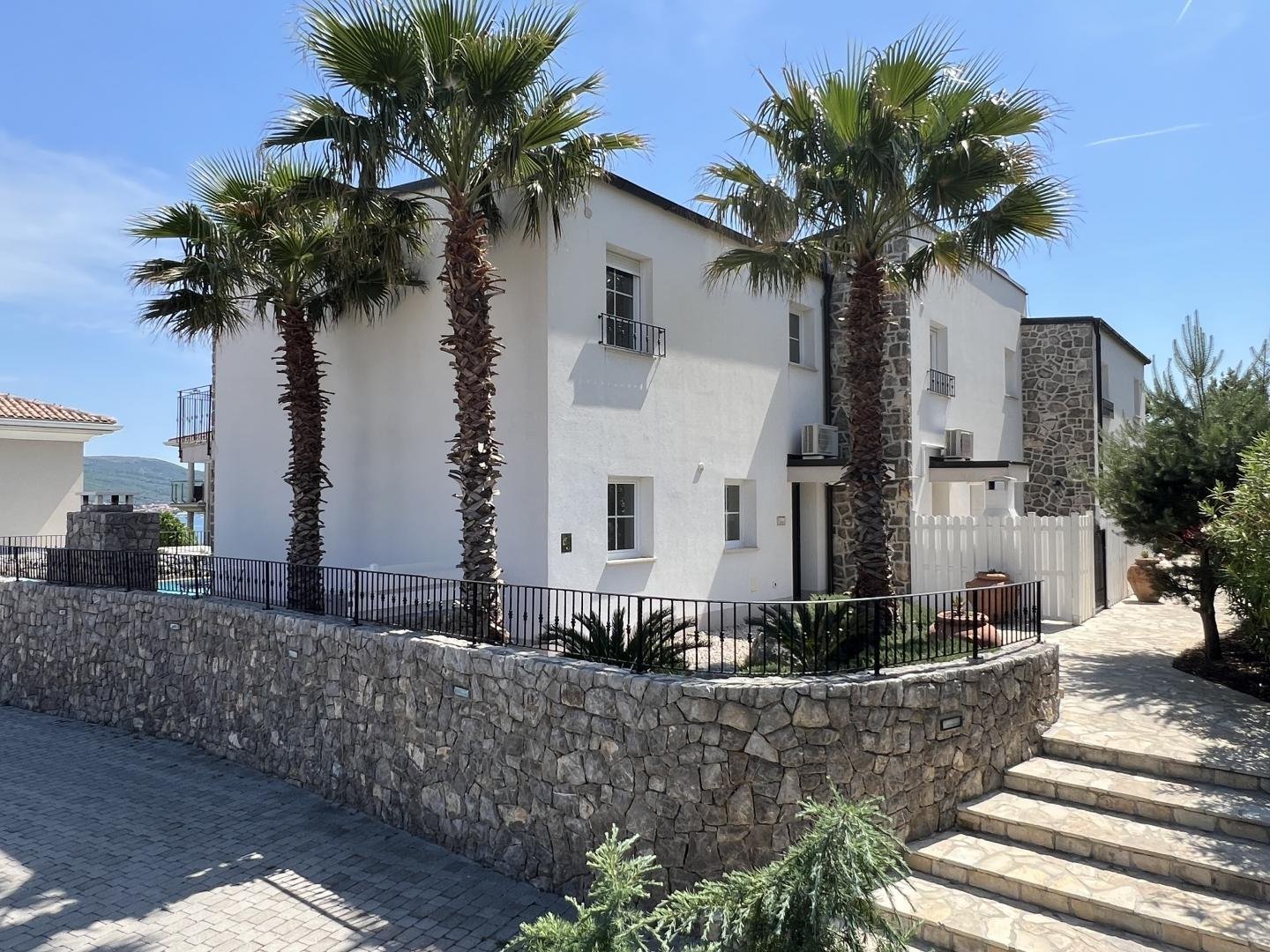 Hotel For sale - Primorsko-goranska Punat