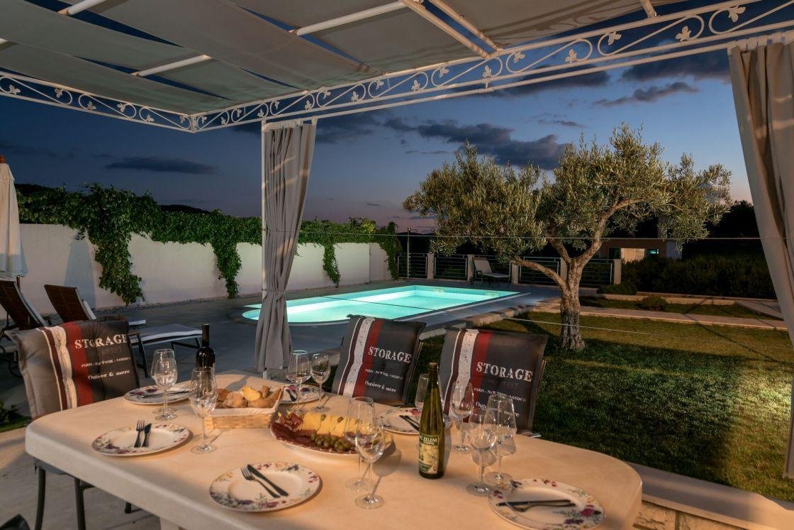 Casa In vendita - Splitsko-dalmatinska Supetar