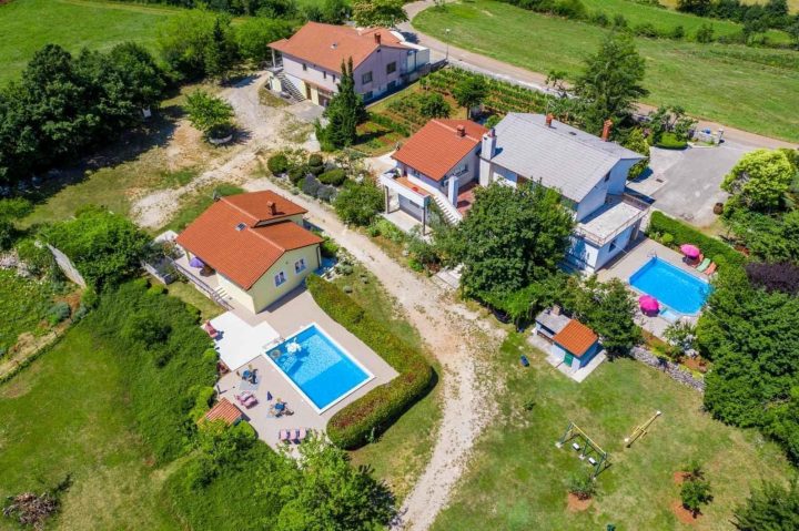 Kuća na prodaju 630 m² – Žminj